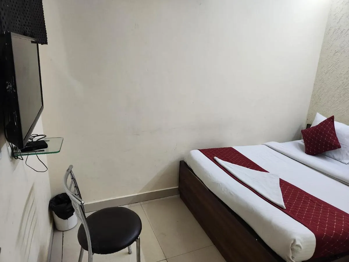 Hotel cozy cave Nuova Delhi 4*,  India