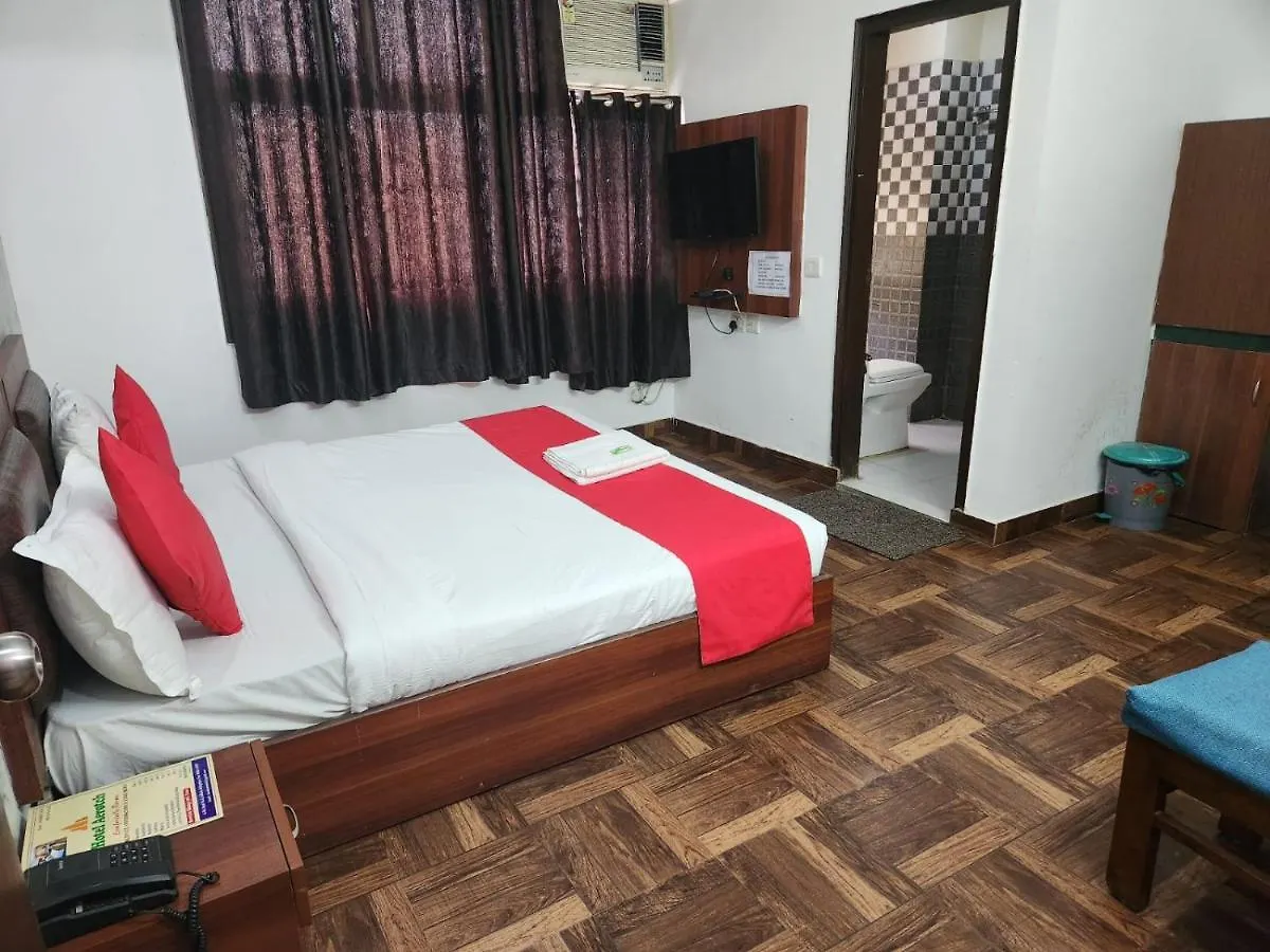 ****  Hotel Cozy Cave Near Igi Airport Delhi New Delhi India