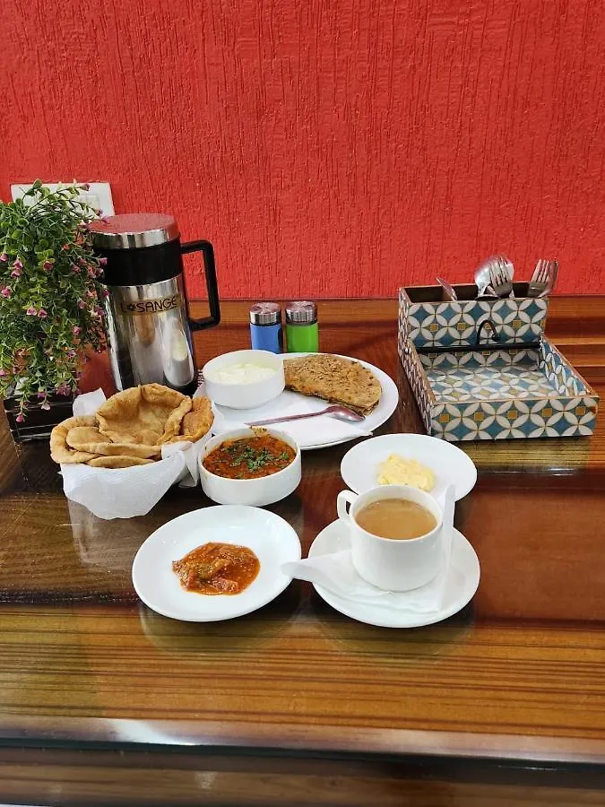 Hotel Cozy Cave Near Igi Airport Delhi New Delhi